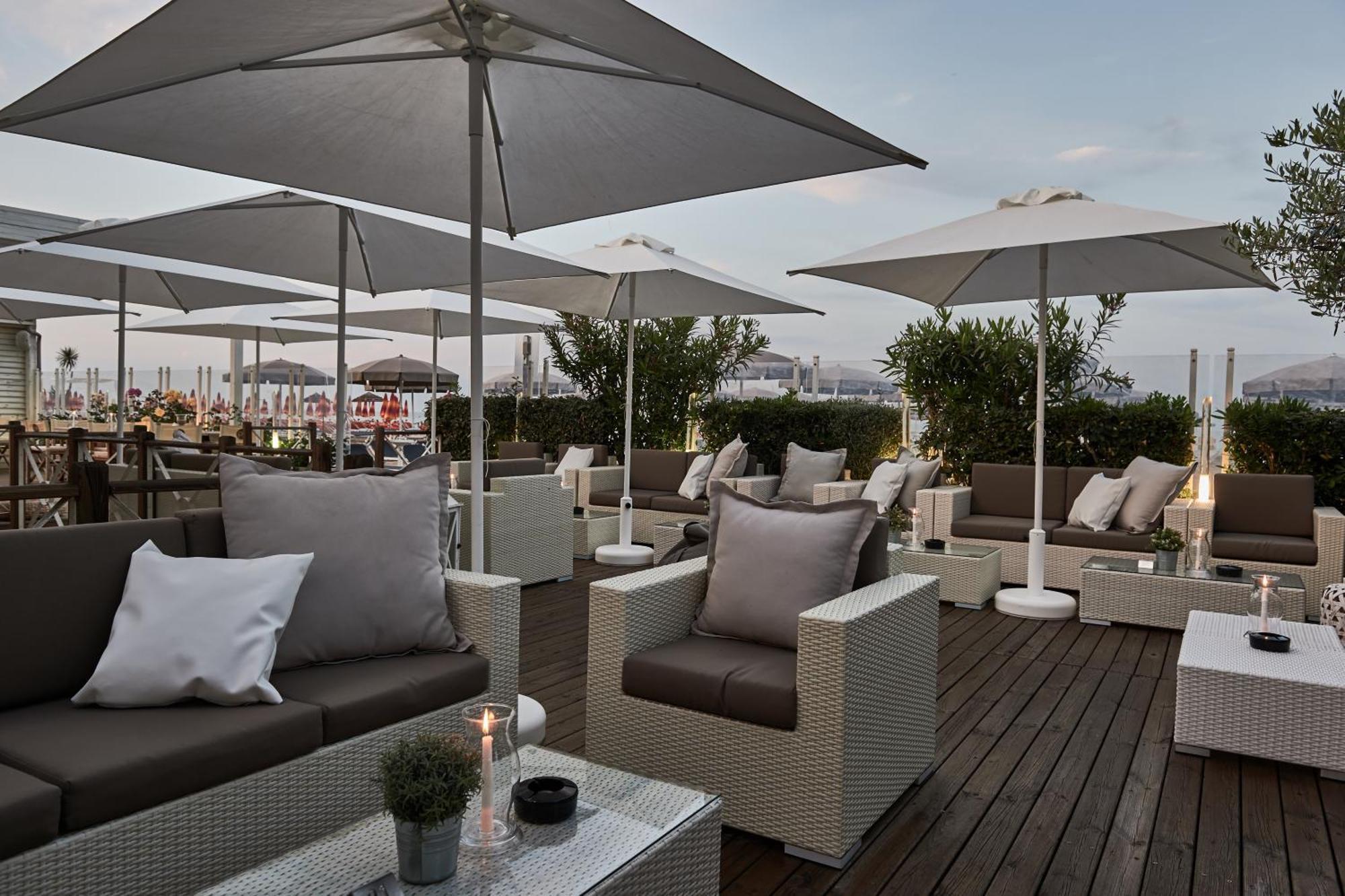 Rouge Hotel International Мілано-Маріттіма Екстер'єр фото